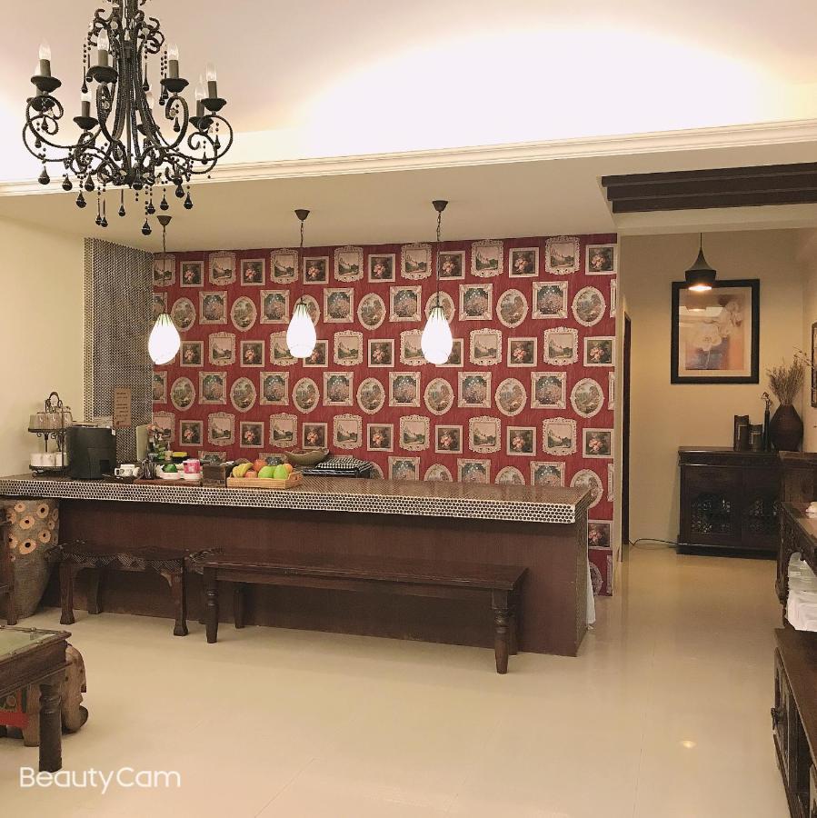 Moon House B&B Hualien City Exterior photo