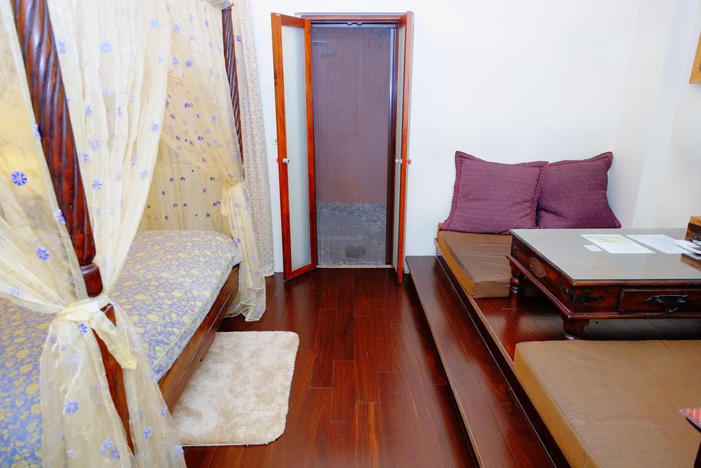 Moon House B&B Hualien City Exterior photo