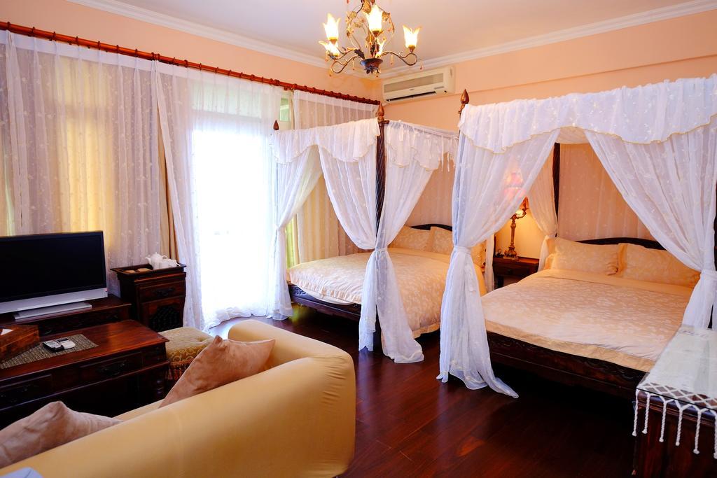 Moon House B&B Hualien City Exterior photo