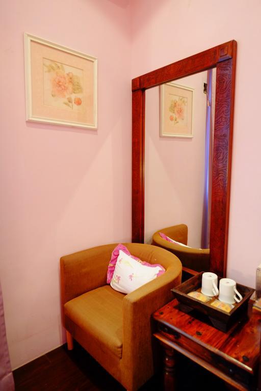 Moon House B&B Hualien City Exterior photo